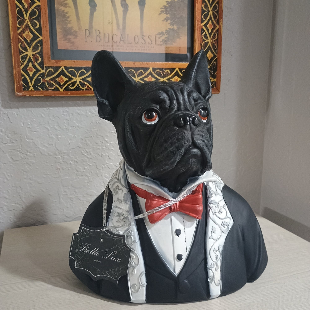 Bella Luxx Black and Red French Bulldog Bust